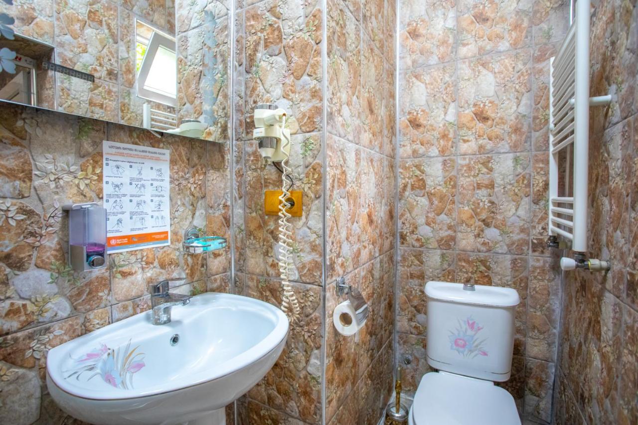 Hotel Mkudro คูทายสิ ภายนอก รูปภาพ